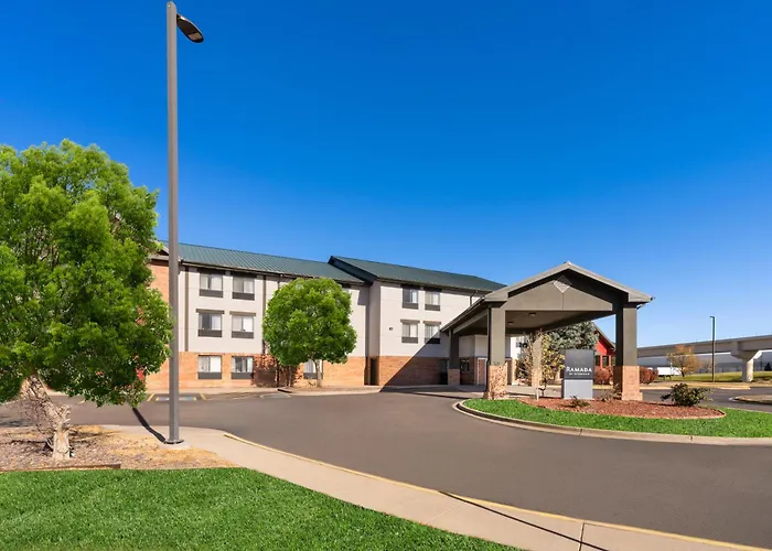 Sylo Hotel Denver Airport, A Ramada By Wyndham Aurora